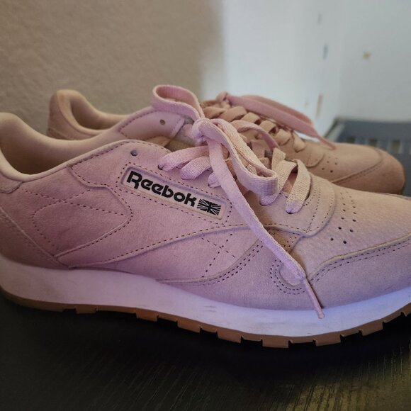 Reebok pink shoes - Picture 4 of 6